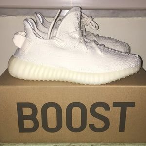 Triple White Yeezy Boost 350. Men’s 5.